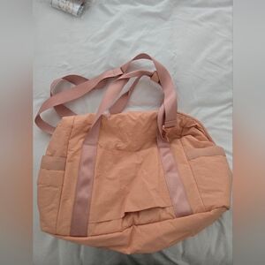 NWOT Bagsmart Peach Tote Bag